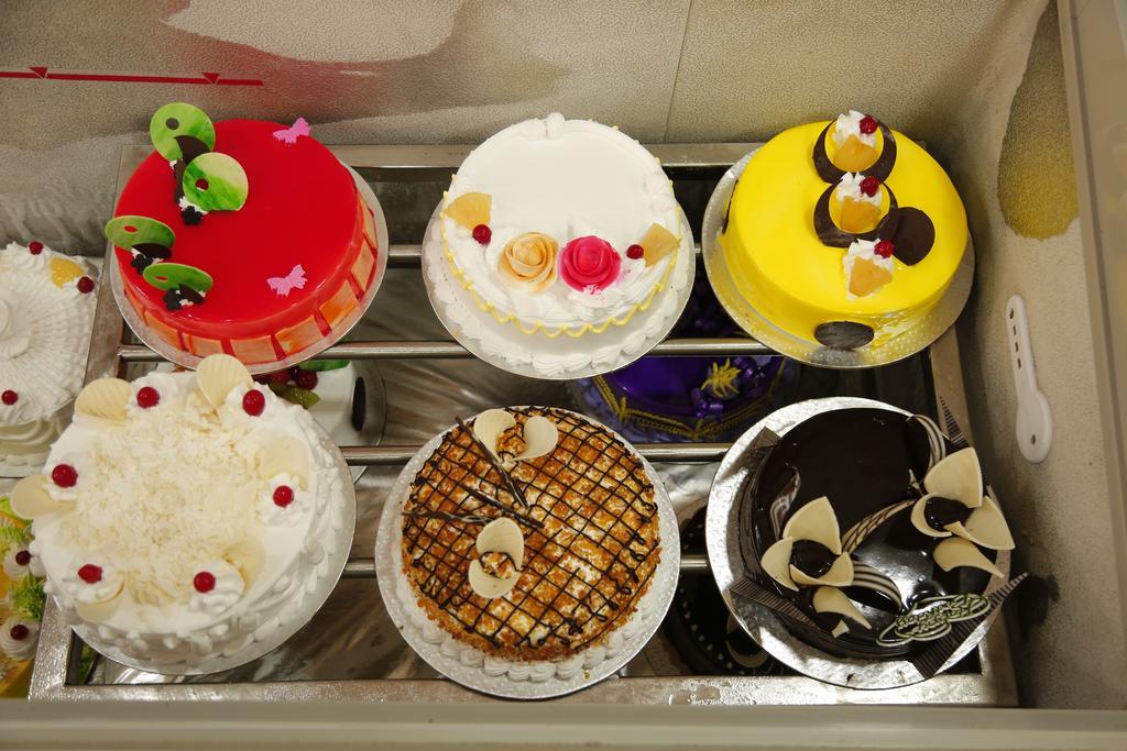 Hotel Popular Amritsar Eksteriør bilde